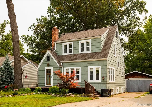 1st image of 2220 Hyland St, Ferndale, MI 48220 1243 | MLS# 61023260