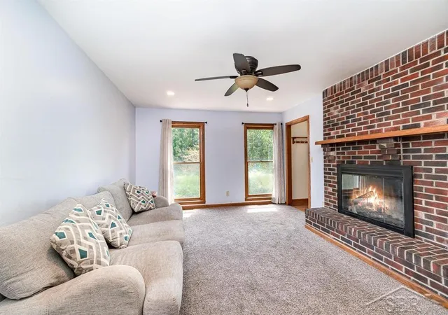 Homes for sale in Midland, MI | 3727 E Julie Ann Dr, Midland, MI 48642 | MLS# 50203469