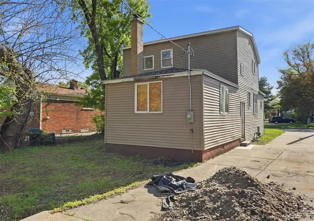 Homes for sale in Ferndale, MI | 20839 Reimanville Ave, Ferndale, MI 48220 | MLS# 60990465