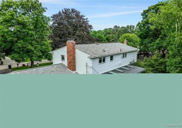 44th image of 2143 Avoncrest Dr, Rochester Hills, MI 48309 | MLS# 61006751