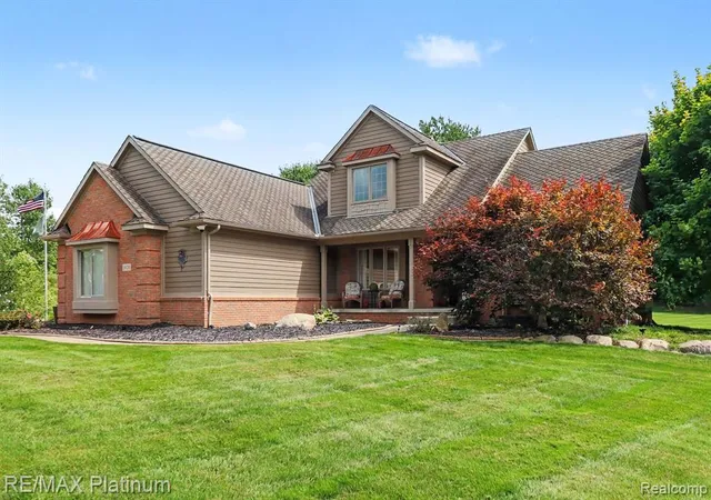 Photo 2 of Sale Pending at 3020 Patriot Sq, Davisburg, MI 48350 | MLS# 61021182 | Listing updated on 2026-09-03