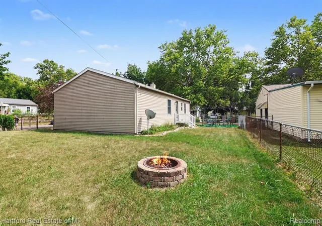 Photo 15 of Sale Pending at 3820 Ingham St, Lansing, MI 48911 | MLS# 61013863 | Listing updated on 2026-08-19
