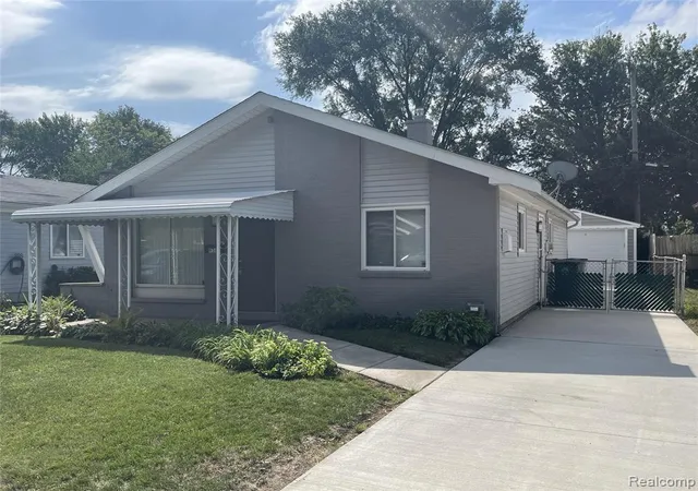 Photo 1 of Single family home for sale at 936 E Annabelle Ave, Hazel Park, MI 48030 1236 | MLS# 61024751 | Listing updated on 2026-08-27