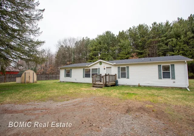 Homes for sale in Vassar, MI | 4562 Hanes Rd, Vassar, MI 48768 | MLS# 50204103