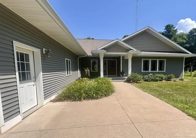 Homes for sale in Rock, MI | 18214 County Road 533 Road, Rock, MI 49880 | MLS# 50214843