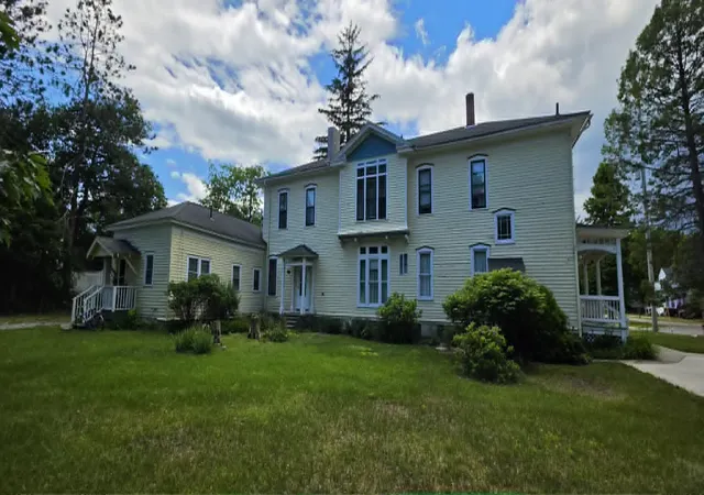 Homes for sale in East Tawas, MI | 211 W State St, East Tawas, MI 48730 | MLS# 80070123