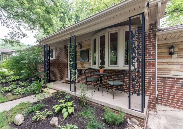 Photo 3 of Single family home for sale at 2014 Whittier Rd, Ypsilanti, MI 48197 | MLS# 70547114 | Listing updated on 2026-08-31