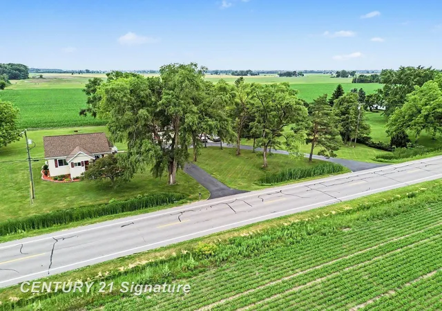 Homes for sale in Auburn, MI | 763 W Salzburg Rd, Auburn, MI 48611 | MLS# 50212739