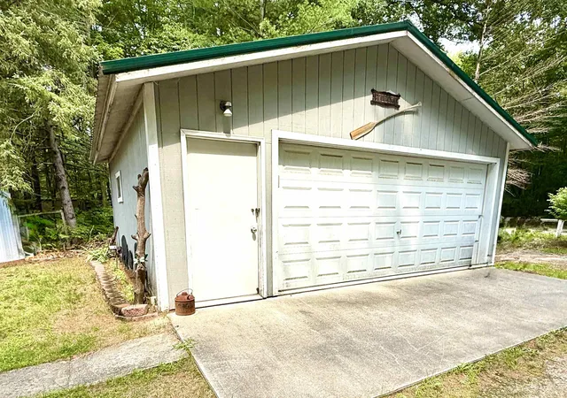 Photo 3 of Single family home for sale at 4527 River Ln St, Alger, MI 48610 | MLS# 50202473 | Listing updated on 2026-08-25