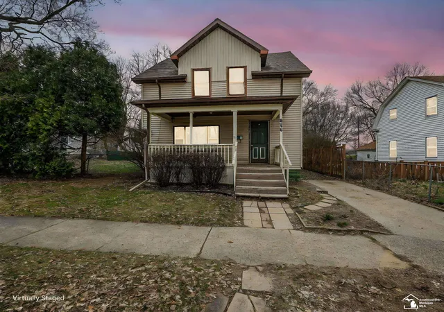 2nd image of 836 Lincoln St, Jackson, MI 49202 | MLS# 50202471