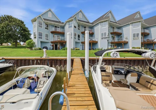2nd image of 827 N Pointe, Port Huron, MI 48060 | MLS# 61010956