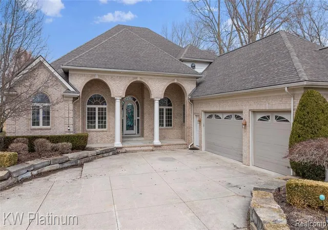 Homes for sale in Chesterfield, MI | 48877 Point Lakeview Dr, Chesterfield, MI 48047 3484 | MLS# 60979761