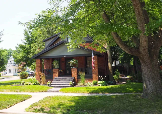 1st image of 401 N University St, Mount Pleasant, MI 48858 | MLS# 80071021