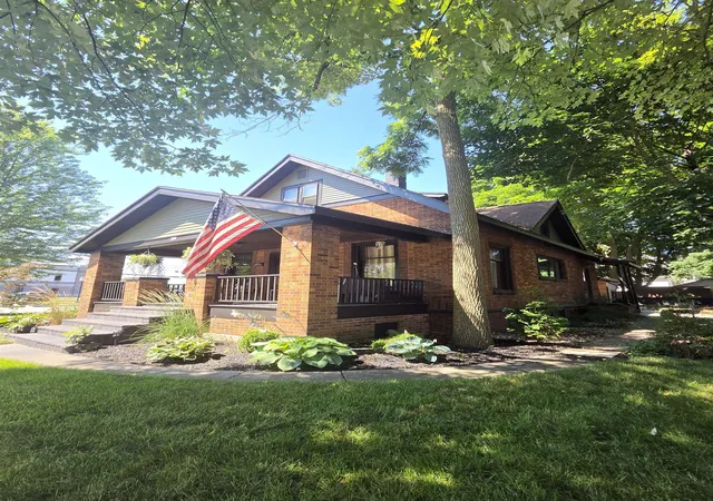 3rd image of 401 N University St, Mount Pleasant, MI 48858 | MLS# 80071021