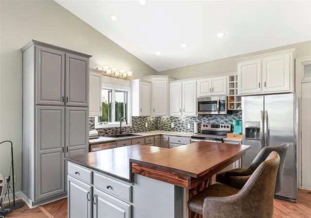 Homes for sale in Charlotte, MI | 8860 Timber Ln, Charlotte, MI 48813 | MLS# 70535961