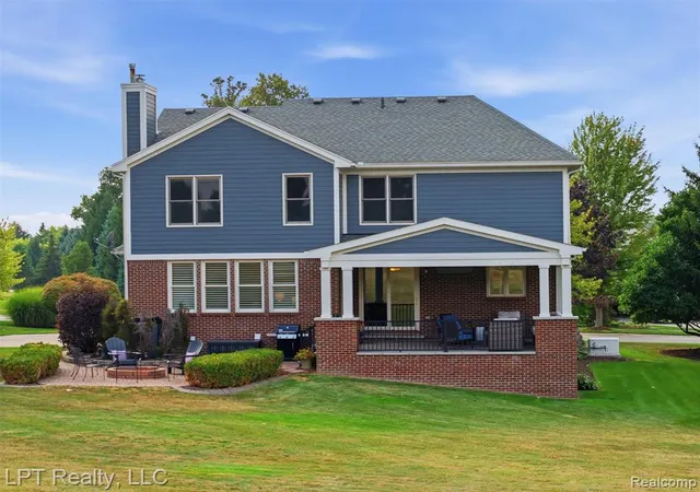 Photo 4 of Sale Pending at 23770 Spy Glass Hl, South Lyon, MI 48178 9478 | MLS# 61025245 | Listing updated on 2026-09-15
