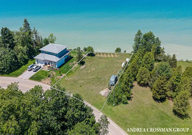 1st image of 920 Adams Rd, South Haven, MI 49090 | MLS# 70540766