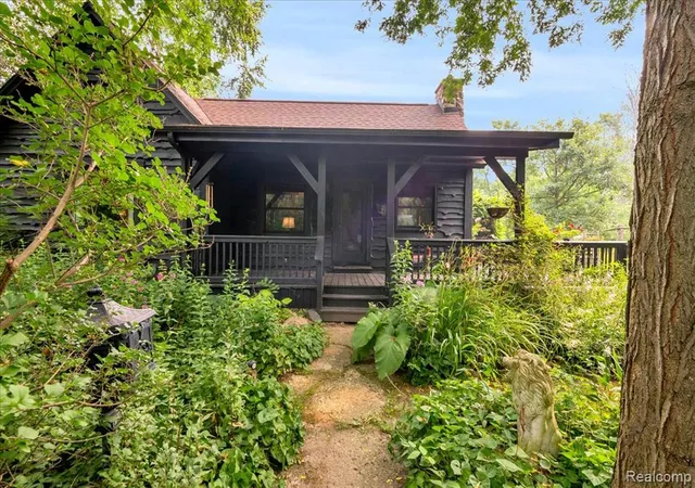 2nd image of 4150 Newark Rd, Attica, MI 48412 | MLS# 61015348
