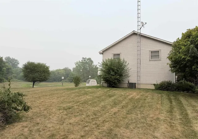 31st image of 9094 Hill Rd, Swartz Creek, MI 48473 | MLS# 50215358