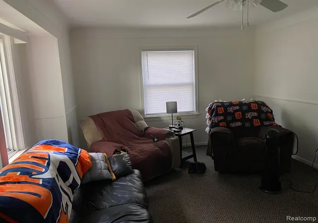 Photo 4 of Sale Pending at 16774 Sarmorr St, Roseville, MI 48066 3212 | MLS# 61022790 | Listing updated on 2026-09-14