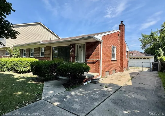Photo 2 of Sale Pending at 16080 Hanfor Ave, Allen Park, MI 48101 2712 | MLS# 61024807 | Listing updated on 2026-09-04