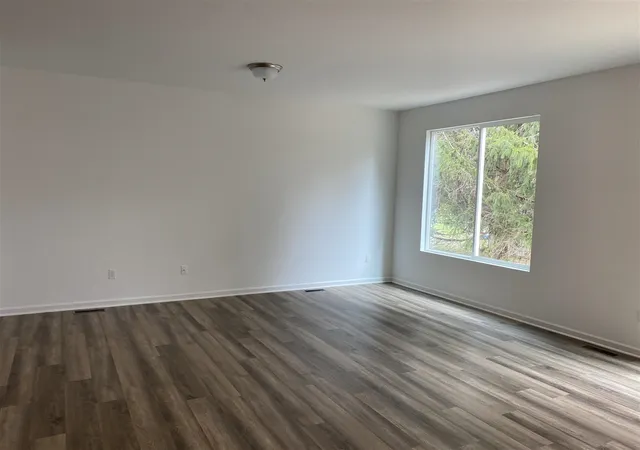 Photo 3 of Condo for sale at 1050 Rebecca St #18, Marshall, MI 49068 | MLS# 70472560 | Listing updated on 2026-08-14