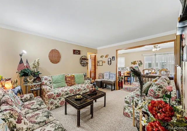 5th image of 30955 Iroquois Dr, Warren, MI 48088 5025 | MLS# 61002138
