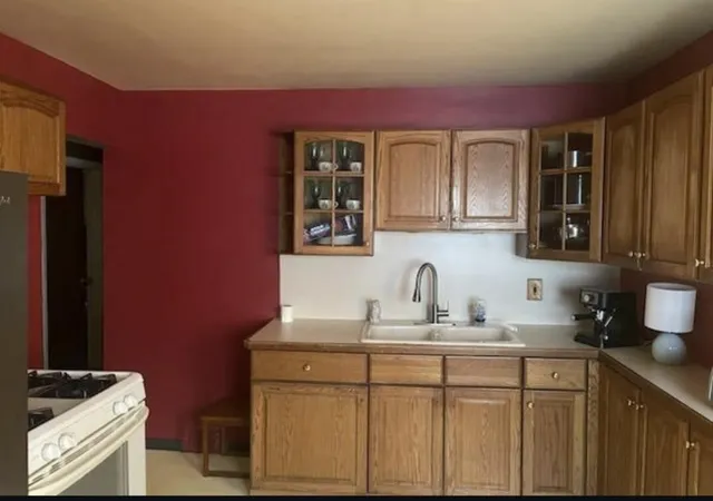 Photo 3 of Single family home for sale at 18672 Lennane St, Redford, MI 48240 | MLS# 70552659 | Listing updated on 2026-08-29