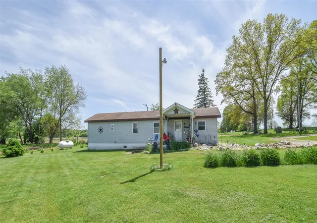 Homes for sale in Homer, MI | 2988 27 1/2 Mile Rd, Homer, MI 49245 | MLS# 70533833