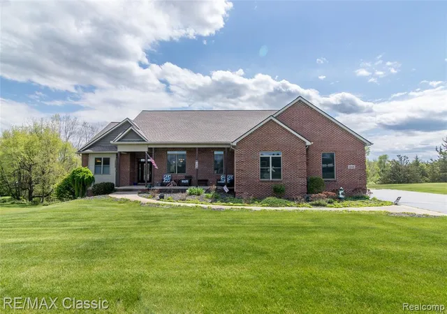 Homes for sale in Pinckney, MI | 4144 Meadow Hills Dr, Pinckney, MI 48169 | MLS# 60992686