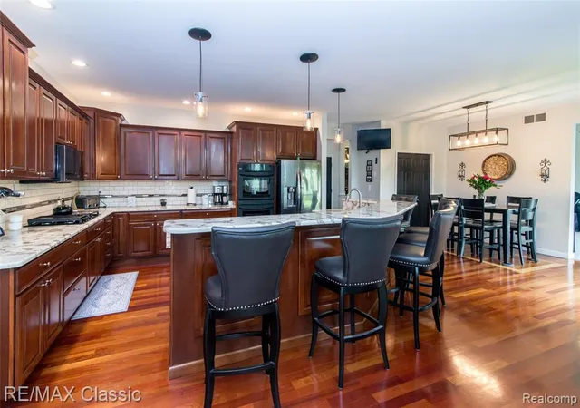 Homes for sale in Pinckney, MI | 4144 Meadow Hills Dr, Pinckney, MI 48169 | MLS# 60992686