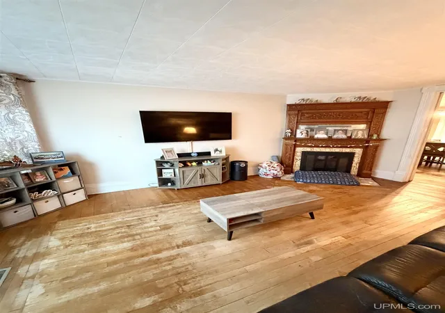 Photo 3 of Single family home for sale at 613 N 4th Street, Ishpeming, MI 49849 | MLS# 50216658 | Listing updated on 2026-09-01