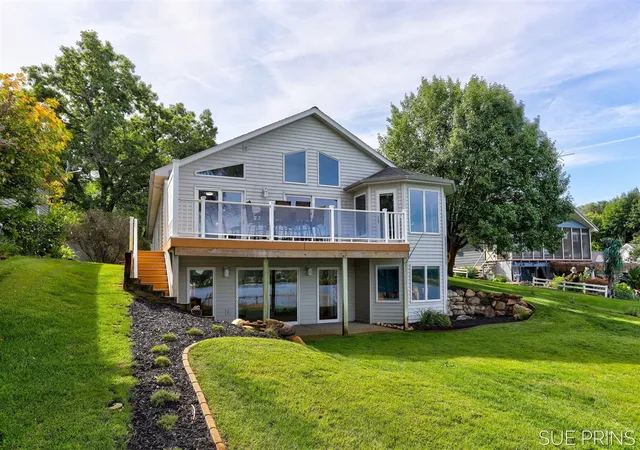 3rd image of 5855 Ridge St, Newaygo, MI 49337 | MLS# 70490679