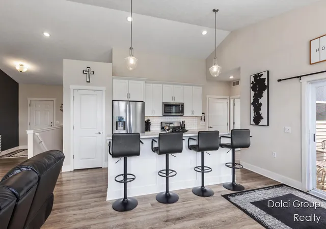 3rd image of 4208 Shetland Dr, Hudsonville, MI 49426 | MLS# 70552276