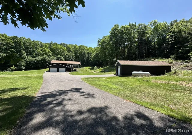 Homes for sale in Gwinn, MI | 1111 W Little Shag Lake Rd, Gwinn, MI 49841 | MLS# 50206673