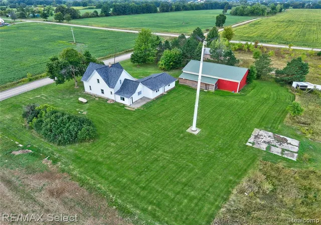 Photo 2 of Single family home for sale at 7037 Nichols Rd, Swartz Creek, MI 48473 8517 | MLS# 61024978 | Listing updated on 2026-09-12