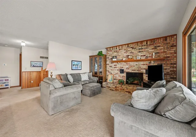 Homes for sale in Manitou Beach, MI | 8820 Cherry Point Rd, Manitou Beach, MI 49253 | MLS# 70541389