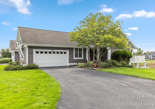Photo 3 of Sale Pending at 2000 Talamore Ct, Grand Rapids, MI 49546 | MLS# 70553287 | Listing updated on 2026-08-22
