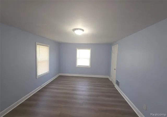 Photo 4 of Sale Pending at 9141 Bedford St, Detroit, MI 48224 2513 | MLS# 60998326 | Listing updated on 2026-09-21