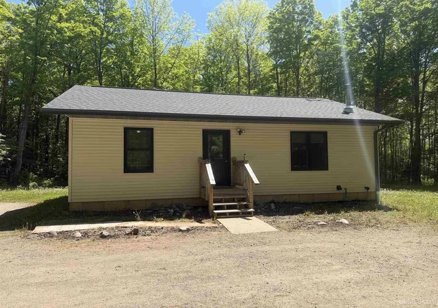 4th image of 10662 139 Hwy, Argonne, WI 54511 | MLS# 50205046