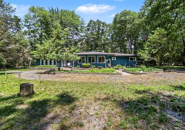 Homes for sale in New Era, MI | 8359 W Stony Lake Rd, New Era, MI 49446 | MLS# 70544328