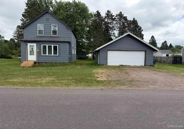 Homes for sale in Bessemer, MI | 1719 Hadley St, Bessemer, MI 49911 | MLS# 50210794