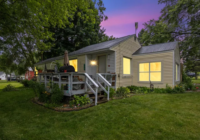 Homes for sale in Lakeview, MI | 218 Edgar St, Lakeview, MI 48850 | MLS# 70541954