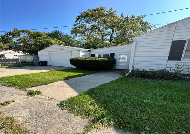 Homes for sale in Saginaw, MI | 3354 Binscarth Ave, Saginaw, MI 48602 | MLS# 60923428