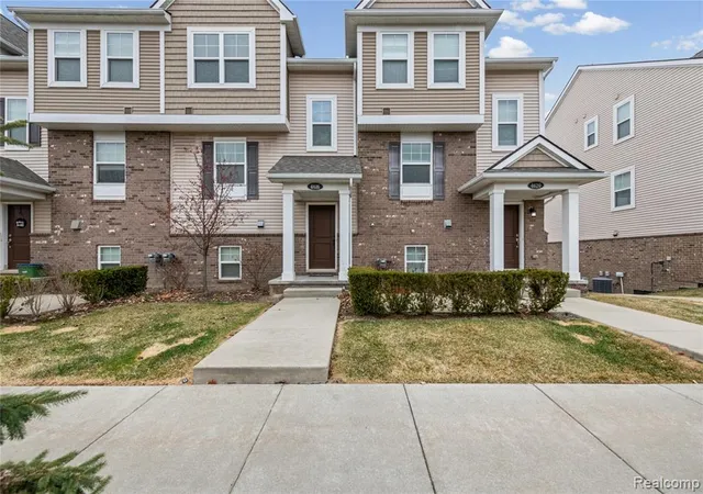 4th image of 4616 Bradley Cir, Troy, MI 48085 5108