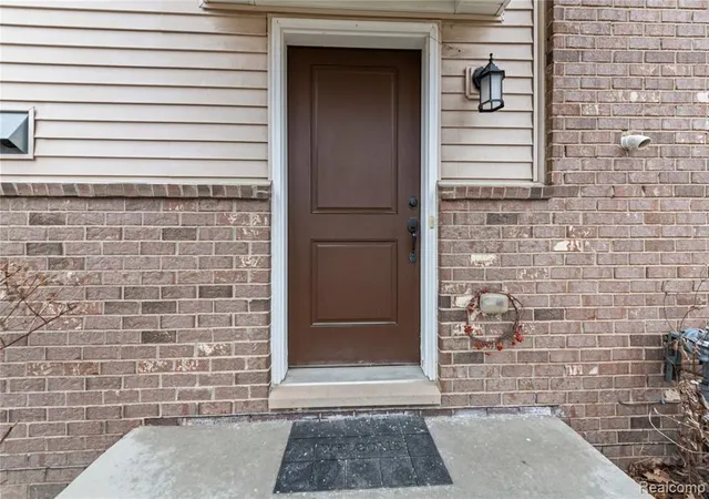 5th image of 4616 Bradley Cir, Troy, MI 48085 5108