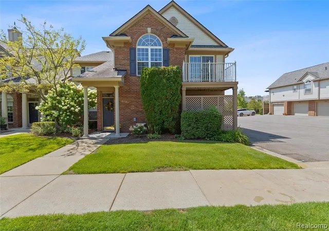 Photo 1 of Sale Pending at 3542 Oakmonte Blvd, Rochester, MI 48306 | MLS# 61016645 | Listing updated on 2026-08-09