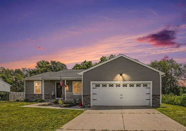 Homes for sale in Otsego, MI | 1696 Southpointe Trl, Otsego, MI 49078 | MLS# 70539416