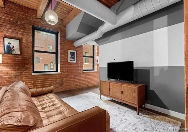3rd image of 6533 E Jefferson Ave #214W, Detroit, MI 48207 | MLS# 60978906