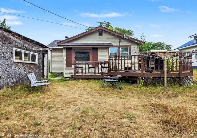 12th image of 617 Marquette Blvd, Kingsford, MI 49802 | MLS# 50219634